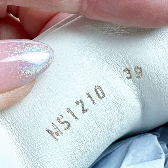 LOUIS VUITTON White Pink Time Out Sneakers Size 39 Lace Up LV Logo Low Top - Picture 12 of 16